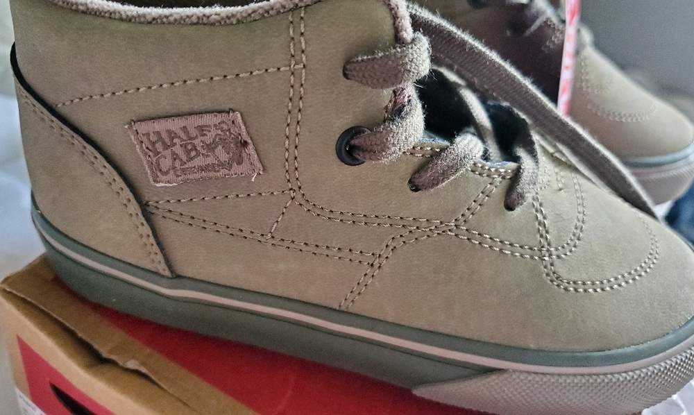 T9.5 HalfCab Mono Buck  Dusky Green